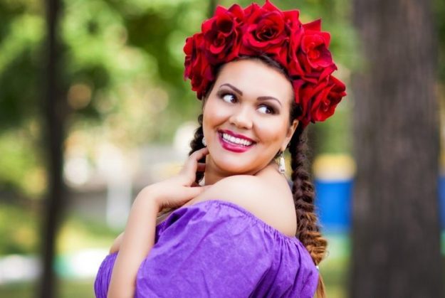 Diljara-Larina3120625